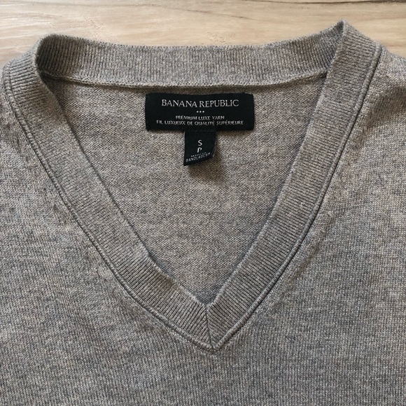 Banana Republic Brown Light Grey V-Neck Sweater with Premium Luxe Yarn - Picture 3 of 5